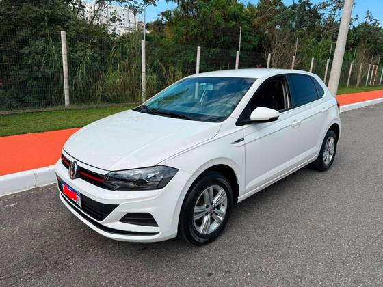 VOLKSWAGEN POLO 1.6 MSI TOTAL FLEX AUTOMÁTICO VOLKSWAGEN POLO 1.6 MSI TOTAL FLEX AUTOMÁTICO